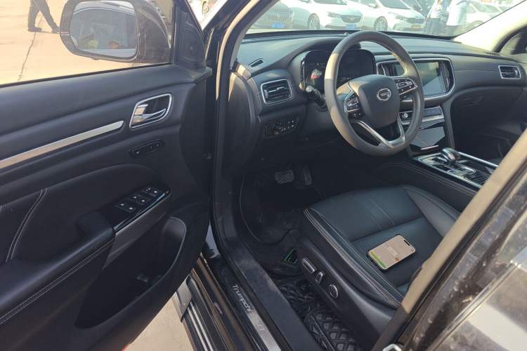 Used GAC Trumpchi GS8 2020 390T Two-Wheel Drive Luxury Smart Connectivity Commemorative Edition (7 Seats)