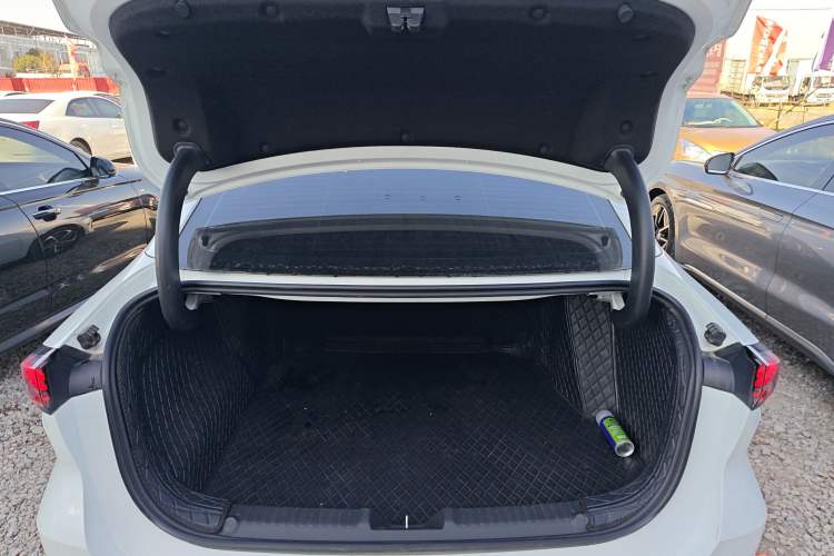 Used  L6 2023 60km PLUS