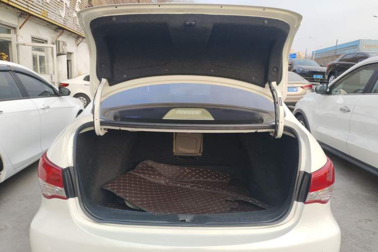 Used Nissan Sylphy 2016 Classic 1.6XE Automatic Comfort Edition