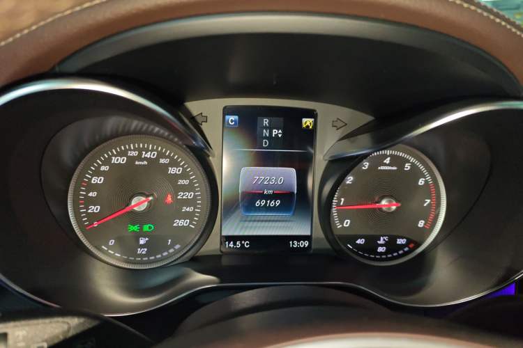 Used Mercedes-Benz GLC 2018 Facelifted GLC 260 4MATIC Dynamic Edition
