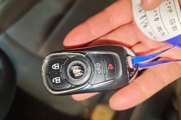 Used Buick GL8 2023 Land Executive Class Comfort Model
