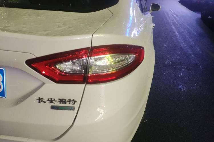 Used Ford Mondeo 2013 2.0L GTDi 200 Fashion Edition
