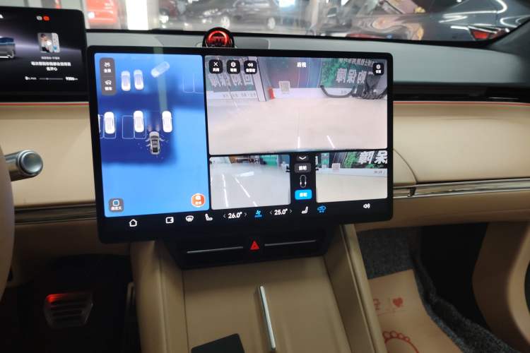 Used Hima Luxeed R7 2024 All-Electric 802 km Max