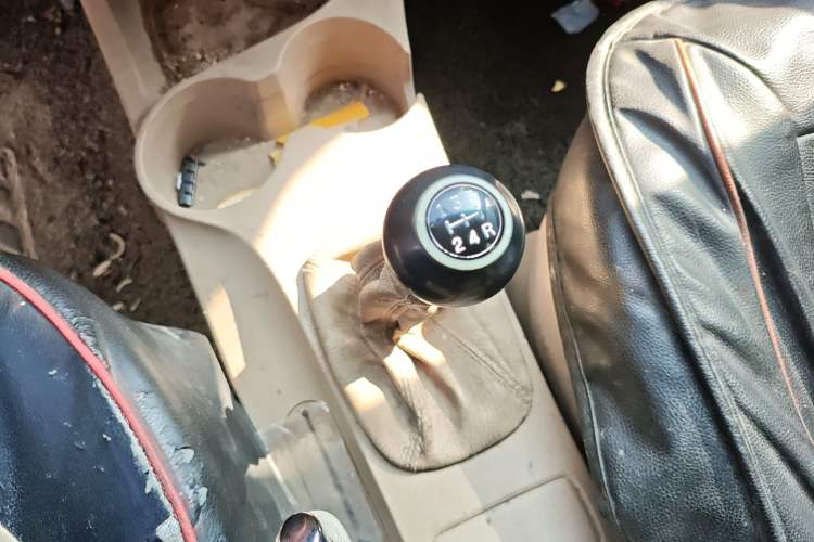 Used Kia Sportage 2013 2.0L Manual Two-Wheel Drive GL Trim