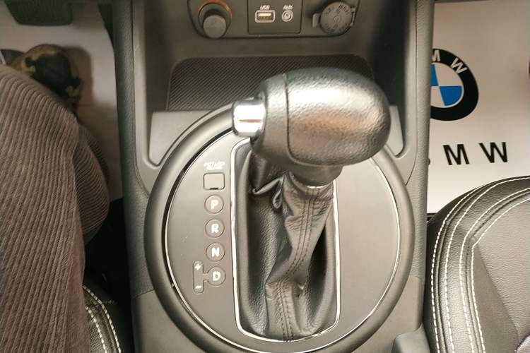 Used Kia Sportage R 2015 2.0L Automatic Two-Wheel Drive GL
