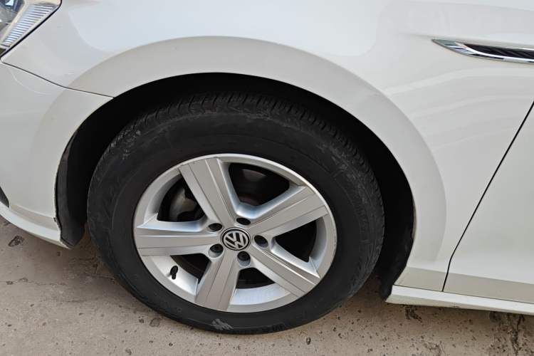 Used Volkswagen Lamando 2019 230TSI DSG Fashion Edition China VI
