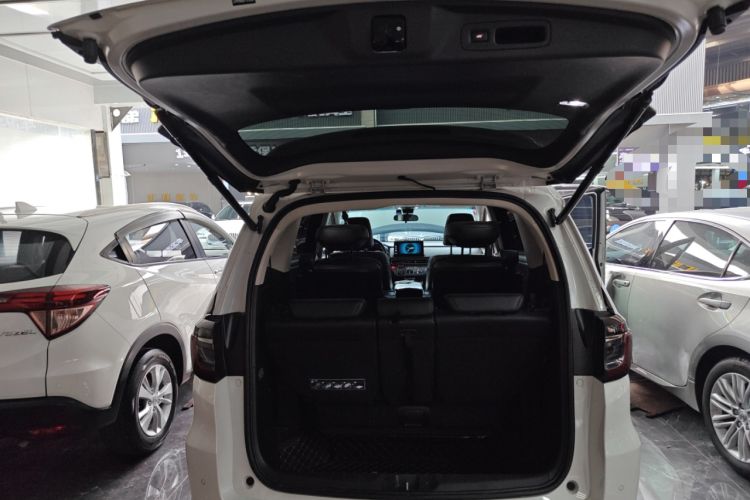 Used Honda Elysion 2022 2.0L eHEV Luxury First Edition
