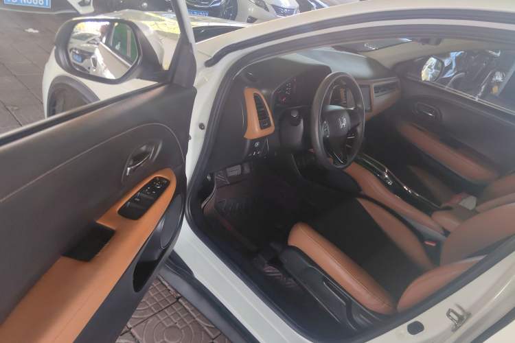 Used Honda Vezel 2019 220 TURBO CVT Luxury Edition China VI
