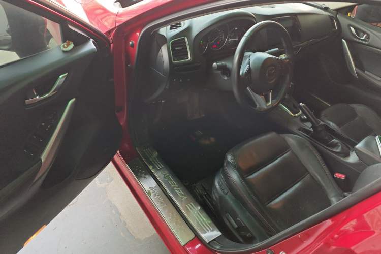 Used Mazda Atenza 2014 2.0L Blue Sky Luxury Edition
