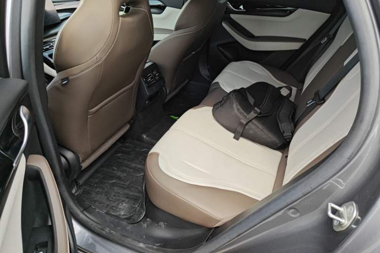 Used BYD Qin PLUS 2024 HONOR Edition DM-i 55KM Leading Model
