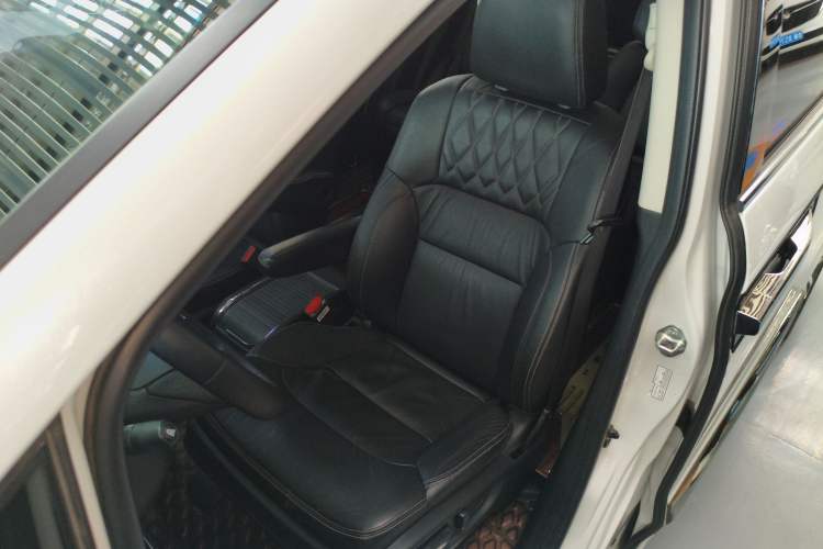 Used Honda Elysion 2019 2.0L Hybrid Luxury Edition
