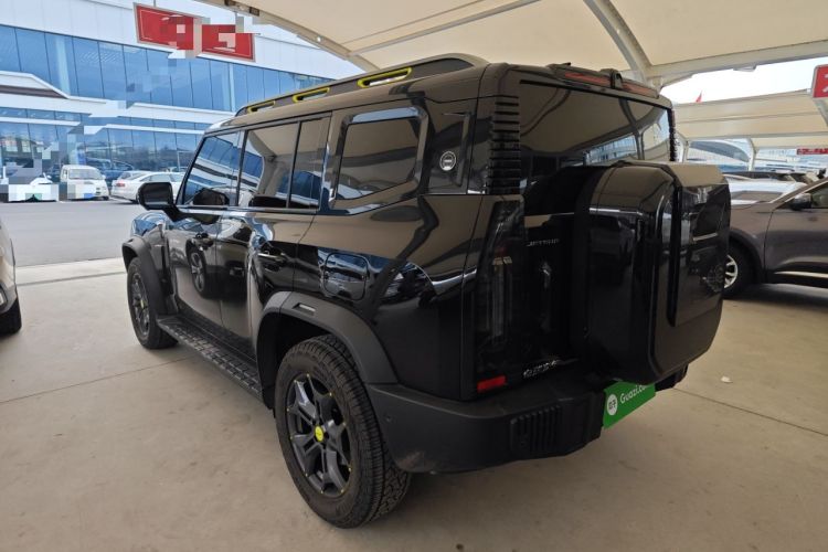 Used JETOUR Traveler 2023 2.0T All-Wheel Drive CrossPRO+
