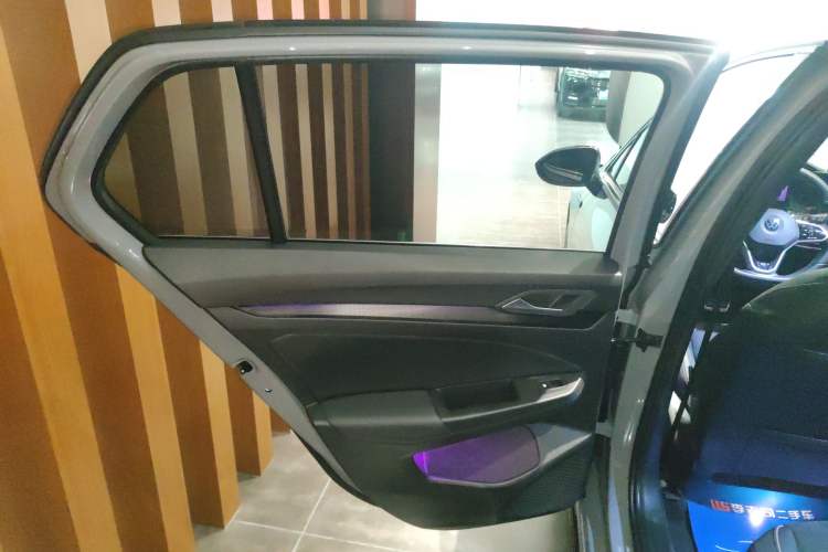 Used Volkswagen Golf 2023 280TSI DSG R-Line Lite
