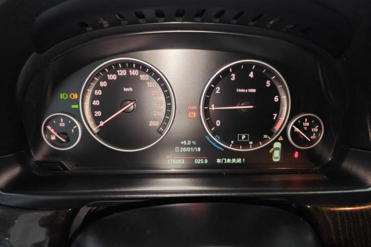 Used BMW 5 Series 2017 528Li xDrive Leading Model
