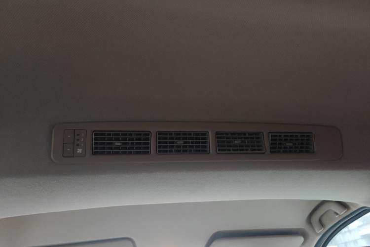 Used Wuling Hongguang 2019 1.5L S Comfort Edition China VI LAR
