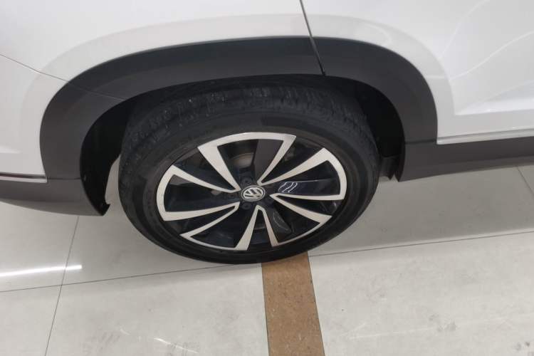 Used Volkswagen Tharu 2020 330TSI All-Wheel-Drive Luxury PLUS China VI Standard