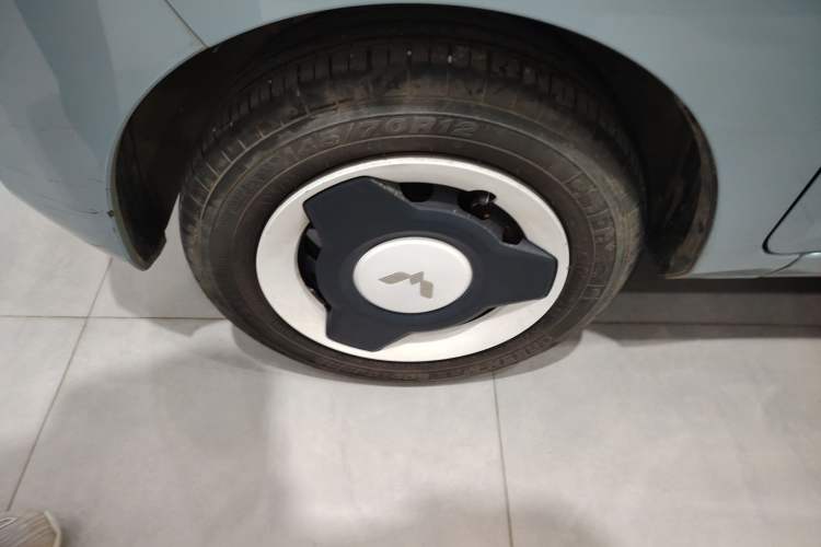 Used Wuling Hongguang MINIEV 2021 Macaron Sandwich Model 170 km Lithium Iron Phosphate
