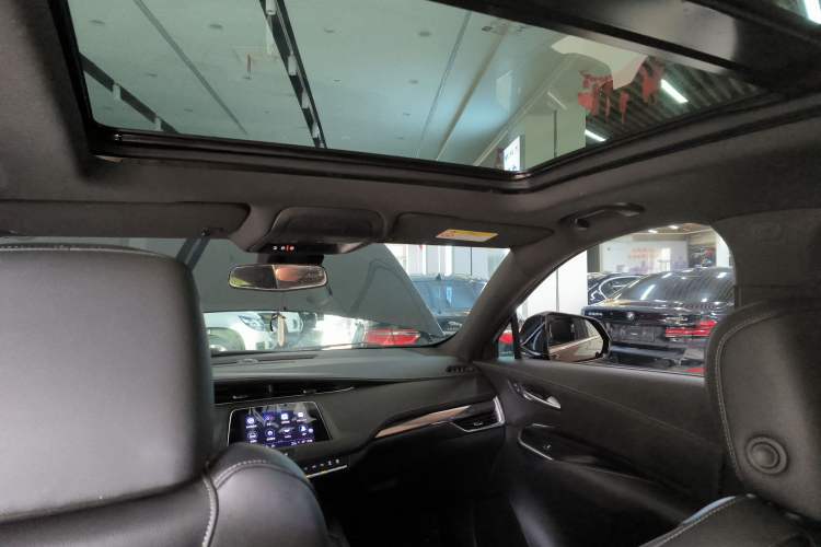 Used Cadillac XT4 2021 28T Two-Wheel Drive Tech Edition
