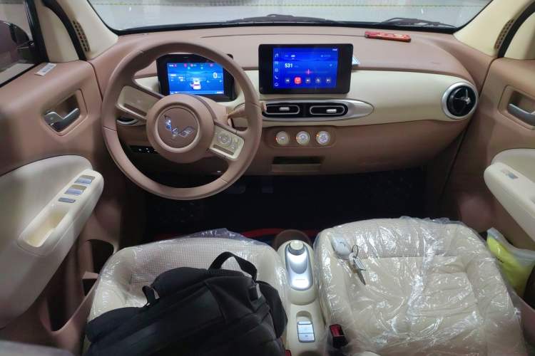 Used Wuling Hongguang MINIEV 2025 Four-Door Version Zhenxiang+ Edition