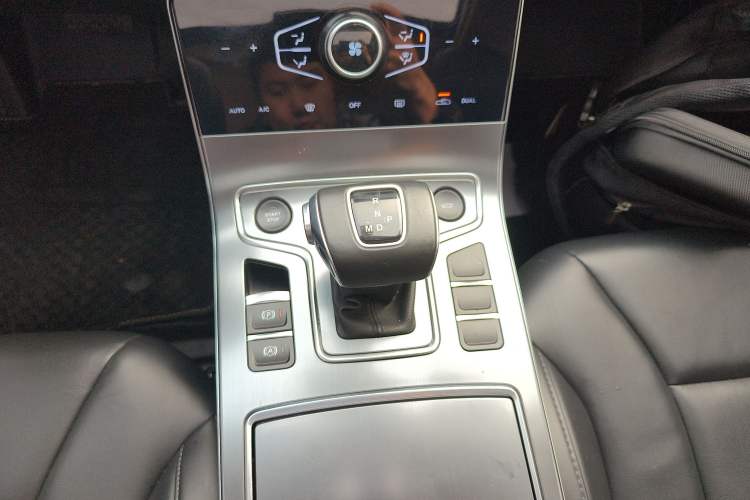 Used Hongqi H5 2022 Classic Model Facelift 1.5T DCT Qiyun Edition
