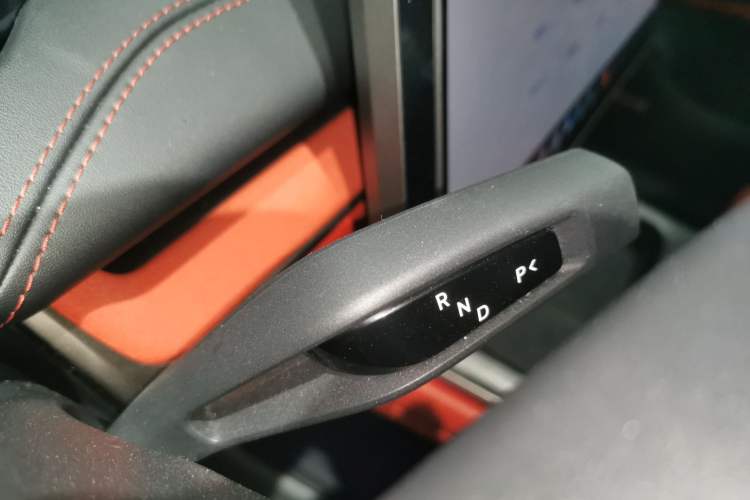 Used  SU7 2024 Four-Wheel Drive Ultra-Long Range Advanced Intelligent Driving Max Edition
