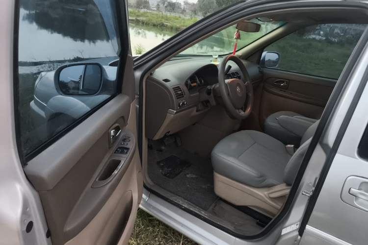 Used Buick GL8 2014 2.4L Classic Edition
