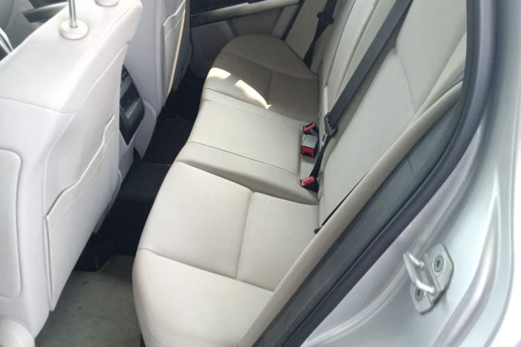 Used Mercedes-Benz GLK-Class 2013 GLK 300 4MATIC Dynamic Sunroof Model
