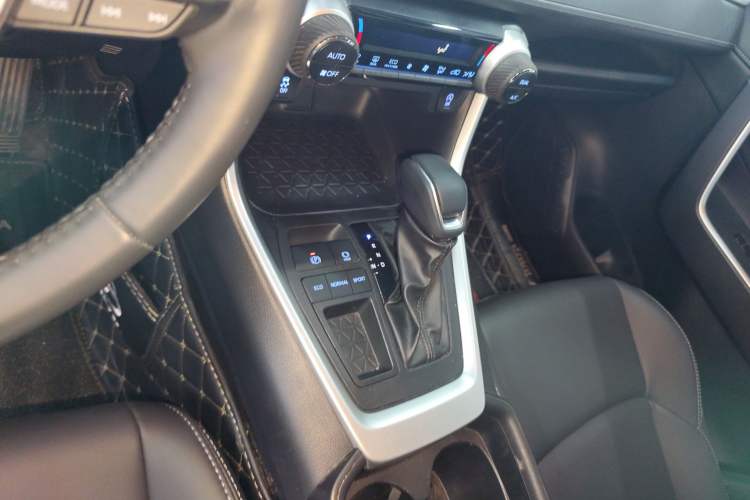 Used Toyota Wildlander 2022 2.0L CVT Two-Wheel Drive Urban Edition