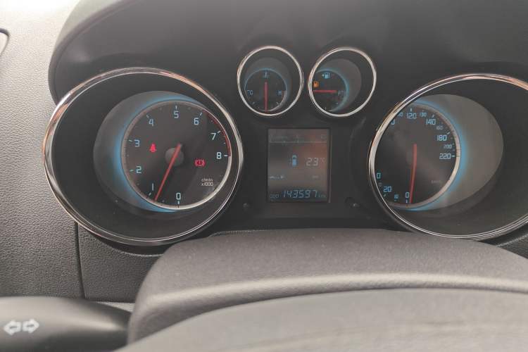 Used Changan CS35 2015 1.6L Manual Luxury Model China IV Standard
