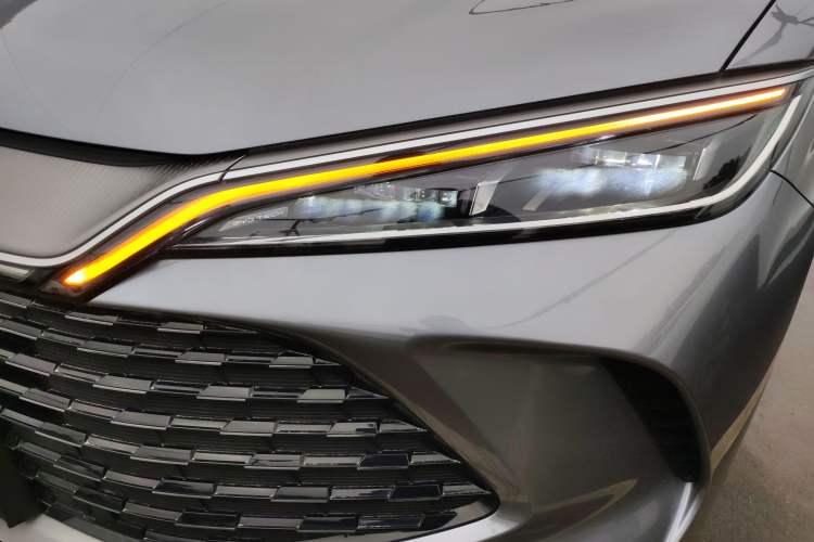 Used BYD Song L DM-i 2025 Intelligent Driving Version 160 km Beyond-Range Type