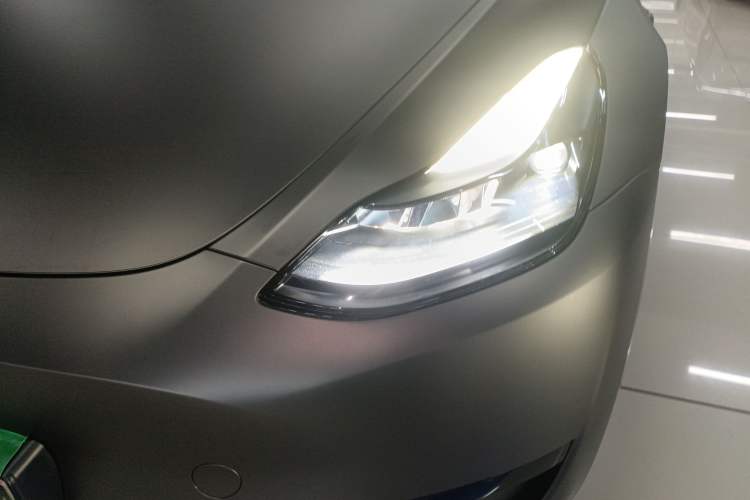 Used Tesla Model Y 2024 Rear-Wheel-Drive Version
