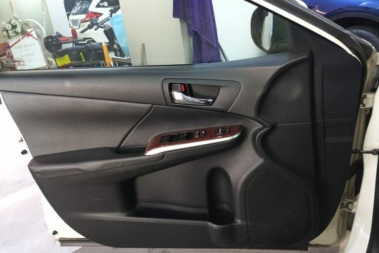 Used Toyota Camry 2013 2.0G Comfort Edition
