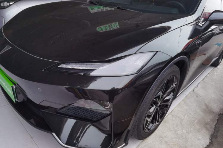 Used  SL03 2023 135Plus Range-Extended Version
