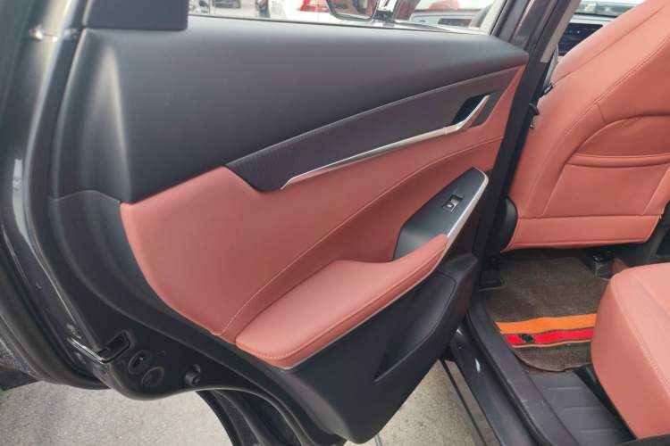 Used Changan CS75 PLUS 2024 3rd Generation Champion Edition 1.5T Intelligent Drive Dynamic Model
