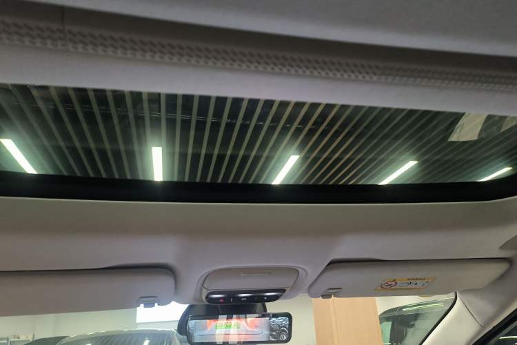 Used XPeng X9 2025 740 Ultra-Long Range Max
