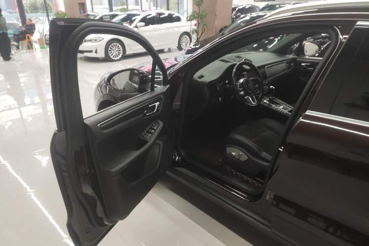 Used Porsche Macan 2018 Macan 2.0T