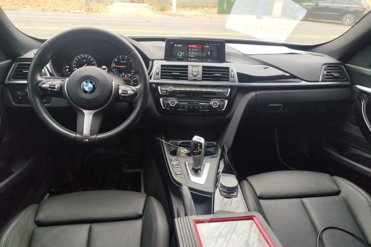 Used BMW 3 Series GT 2020 320i M Sport Package