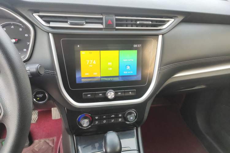 Used Roewe RX3 2020 1.6L CVT 4G Connected Ultra-Fun Elite Edition
