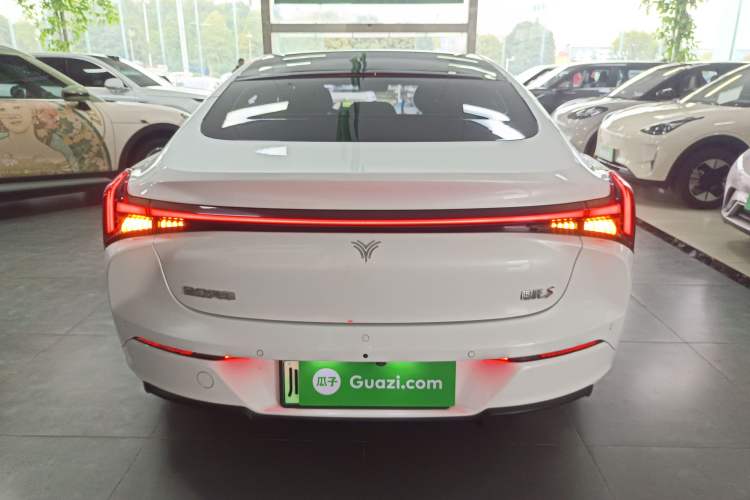 Used NETA S 2022 Extended-Range Version 1160 km Range Rear-Wheel-Drive Compact Edition
