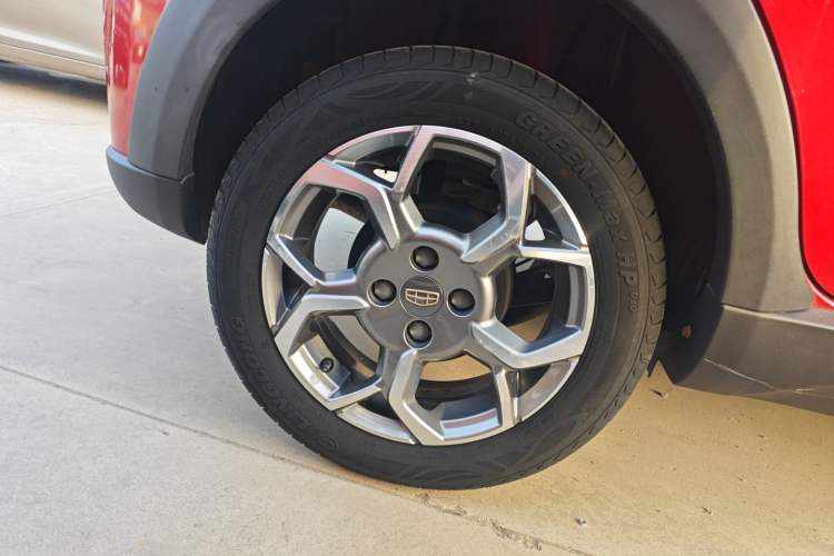 Used Geely Auto Vision X1 2017 1.3L Manual Frenzy Edition