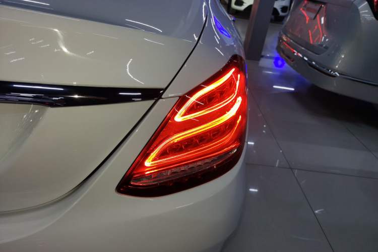 Used Mercedes-Benz C-Class 2017 C 200 L Sport Edition
