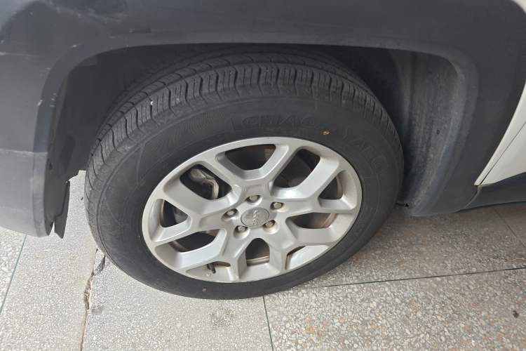 Used  Renegade 2017 180T Automatic Jingneng Edition
