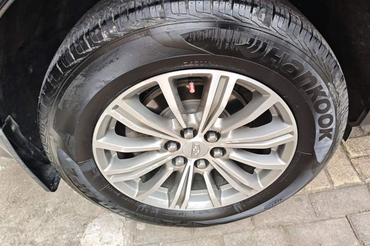 Used Cadillac XT5 2016 25T Luxury Model