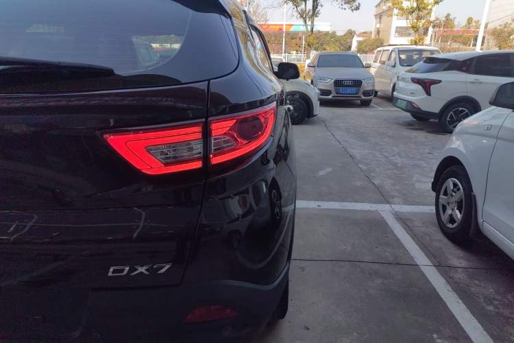 Used Soueast DX7 2017 1.5T Automatic Luxury Model
