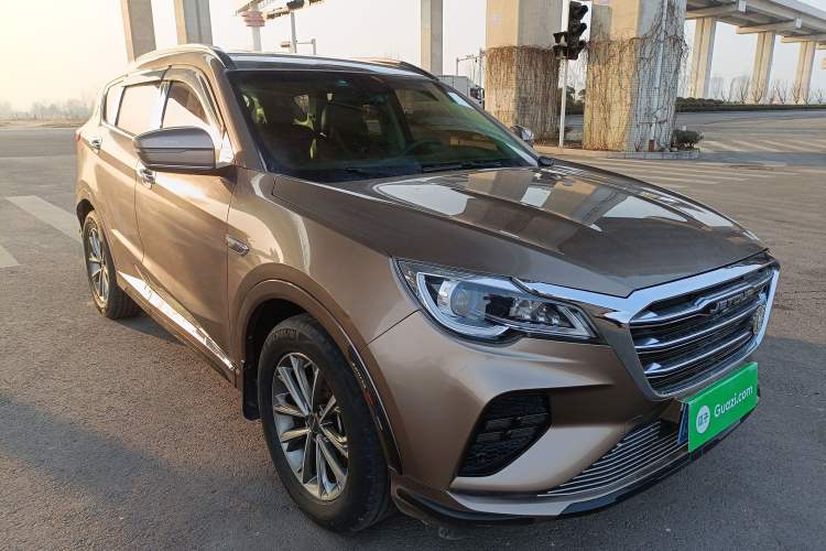 Used JETOUR X70 2020 1.5T DCT Comfort Edition 7-Seater
