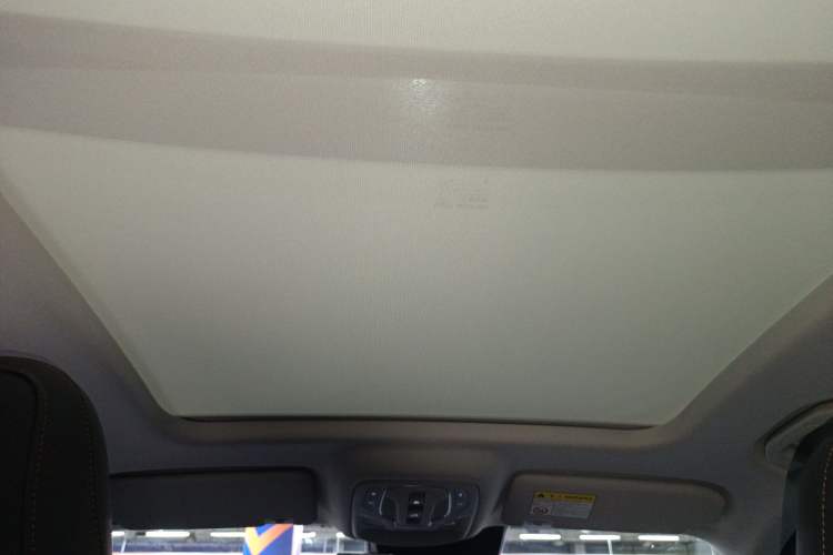 Used Roewe RX5 2023 1.5T Luxury Sliding-Screen Version
