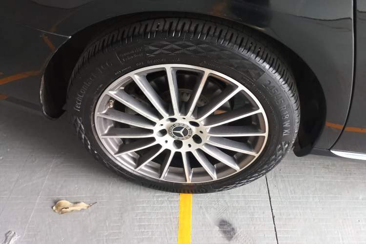 Used Mercedes-Benz E-Class 2021 E 260 L
