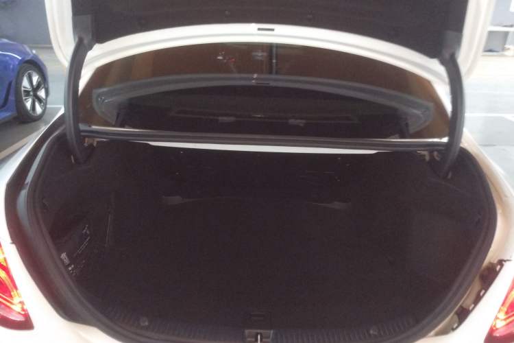 Used Mercedes-Benz C-Class 2016 C 200 L Sport Edition
