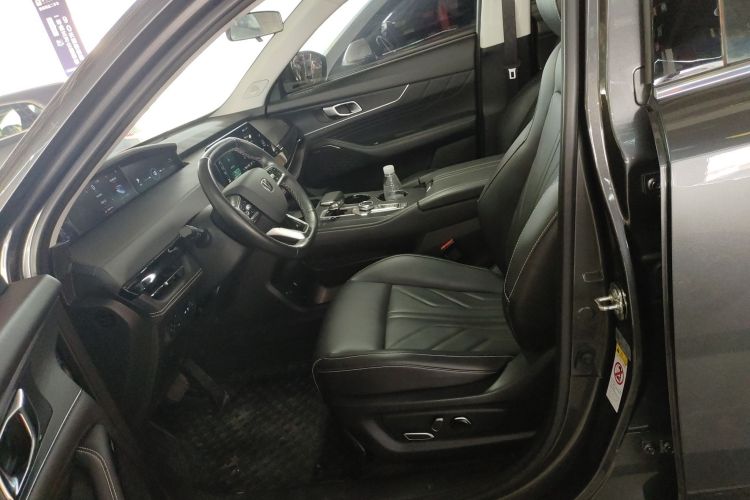 Used Changan UNI-K 2023 2.0T Two-Wheel Drive YueShang Trim