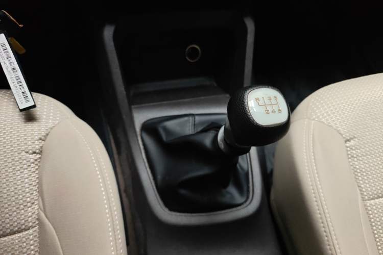 Used Wuling Hongguang 2021 1.5L Revised S Standard Version with Electric Power Steering LAR
